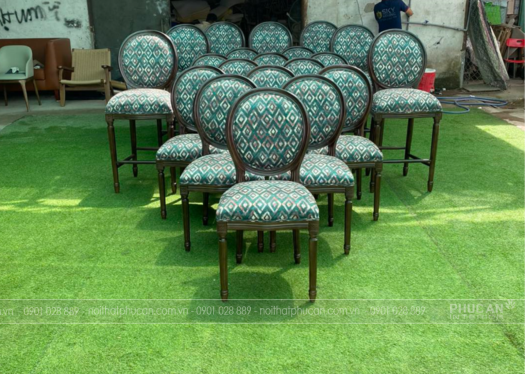 Ghế Louis bọc hoa văn ca rô PA031